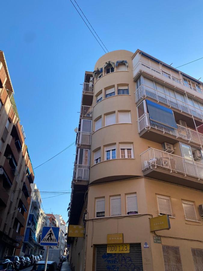 Solymar Poniente Apartamento Recien Reformado A 3 Min De Playa Poniente Y Del Centro Parking Opcional เบนิดอร์ม ภายนอก รูปภาพ