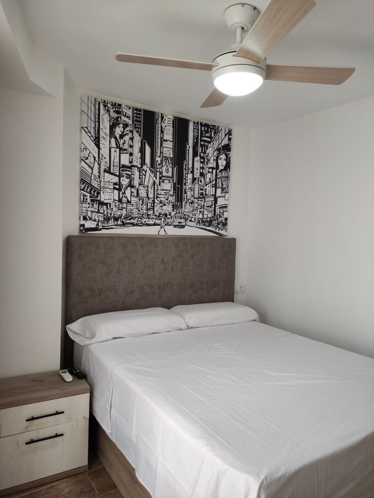 Solymar Poniente Apartamento Recien Reformado A 3 Min De Playa Poniente Y Del Centro Parking Opcional เบนิดอร์ม ภายนอก รูปภาพ