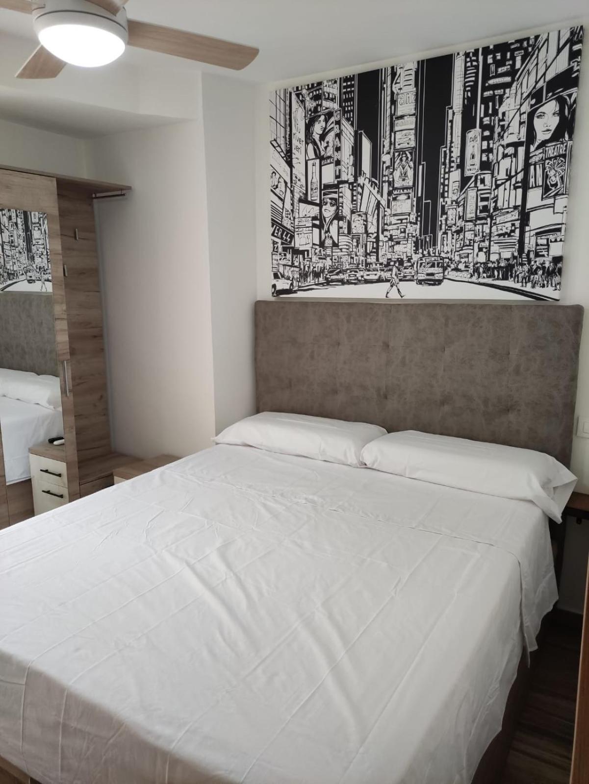 Solymar Poniente Apartamento Recien Reformado A 3 Min De Playa Poniente Y Del Centro Parking Opcional เบนิดอร์ม ภายนอก รูปภาพ